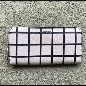 Fossil wallet